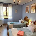 Casa Pilar Casa Llara, En El Paraiso, Cerca De Todo * Ujo
