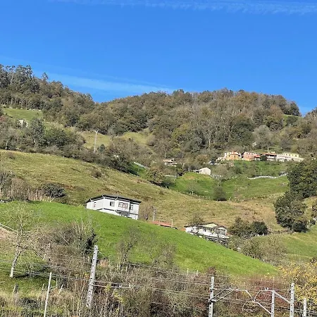 Casa Pilar Casa Llara, En El Paraiso, Cerca De Todo Apartment Ujo