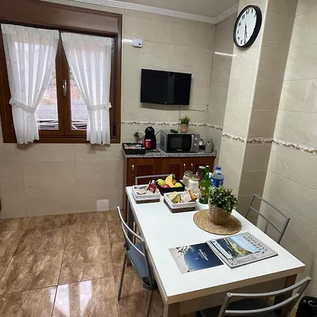 Casa Pilar Casa Llara, En El Paraiso, Cerca De Todo Ujo