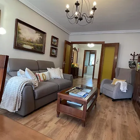 Casa Pilar Casa Llara, En El Paraiso, Cerca De Todo Ujo