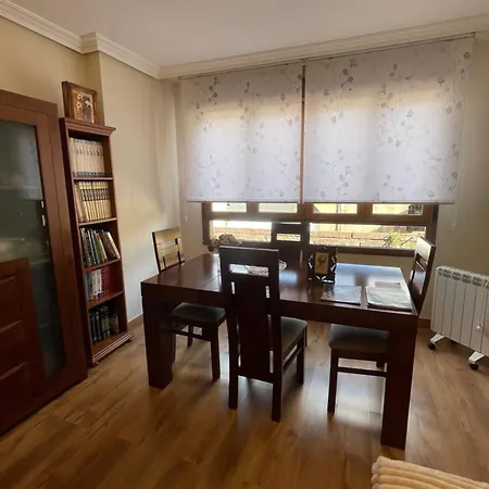 Casa Pilar Casa Llara, En El Paraiso, Cerca De Todo * Ujo