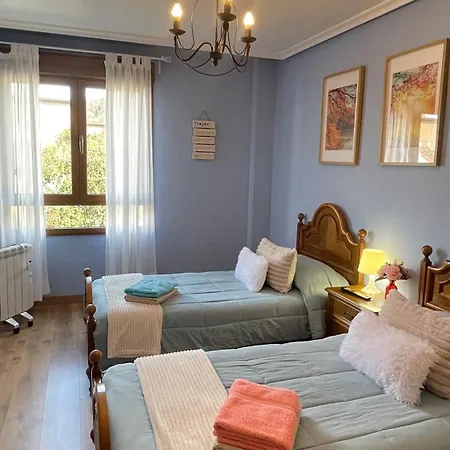 Casa Pilar Casa Llara, En El Paraiso, Cerca De Todo * Ujo